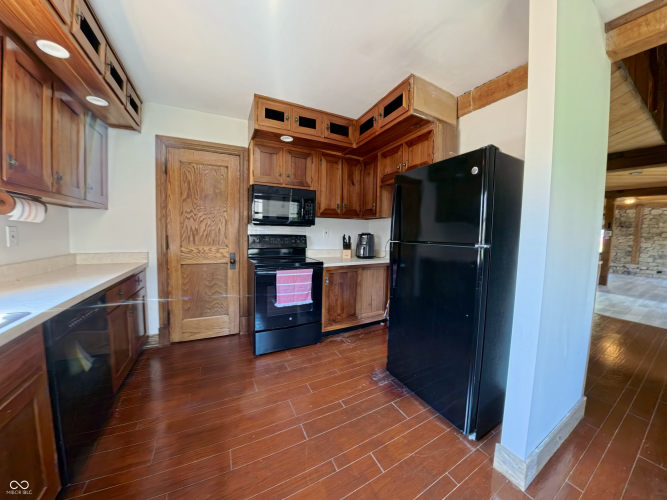 Listing Image 20