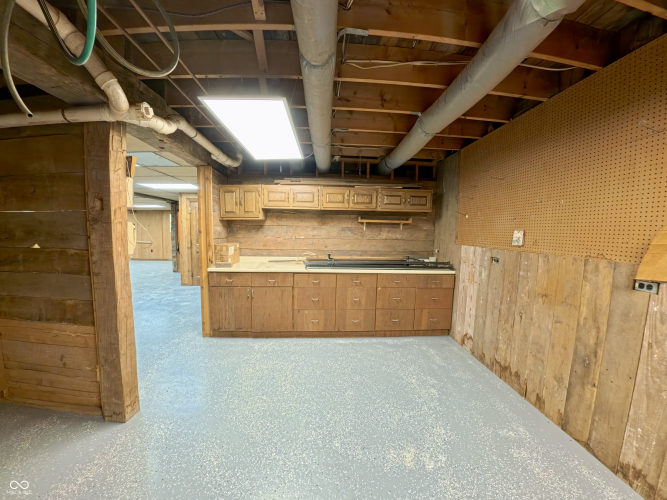 Listing Image 48
