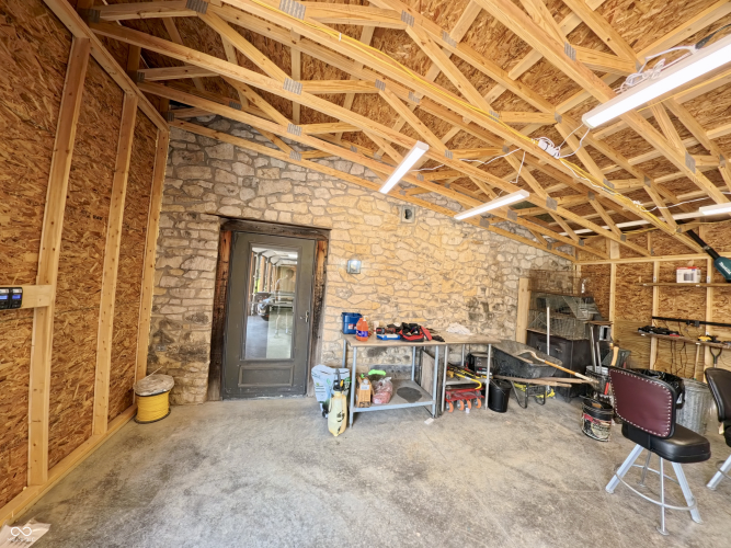 Listing Image 56