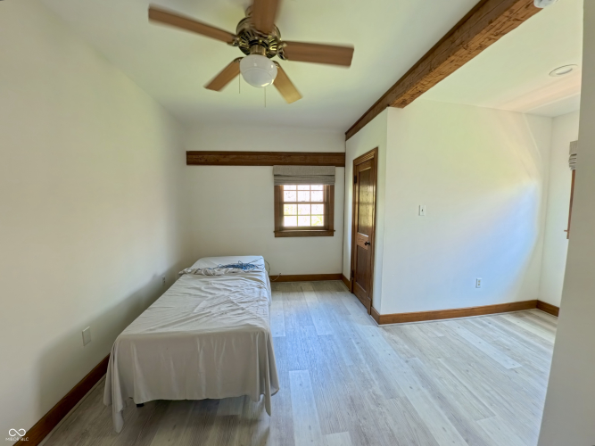Listing Image 71