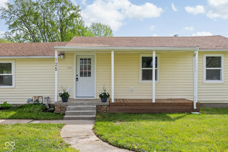 Listing Image 3