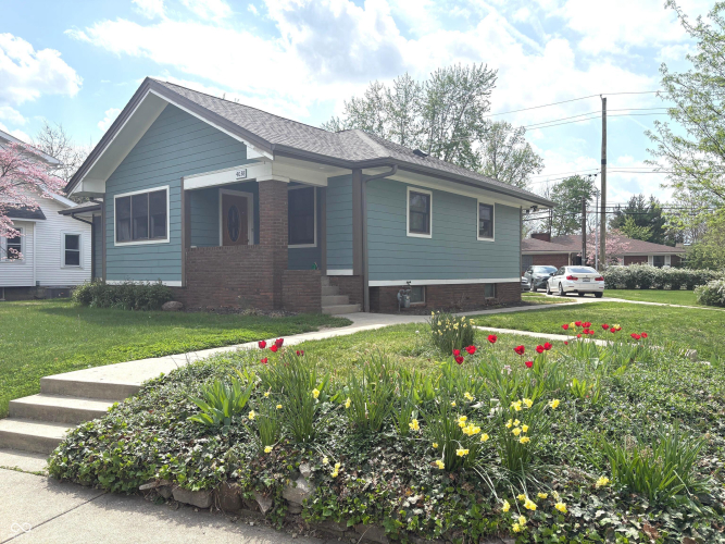 Listing Image 11