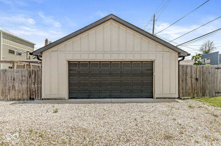 Listing Image 37