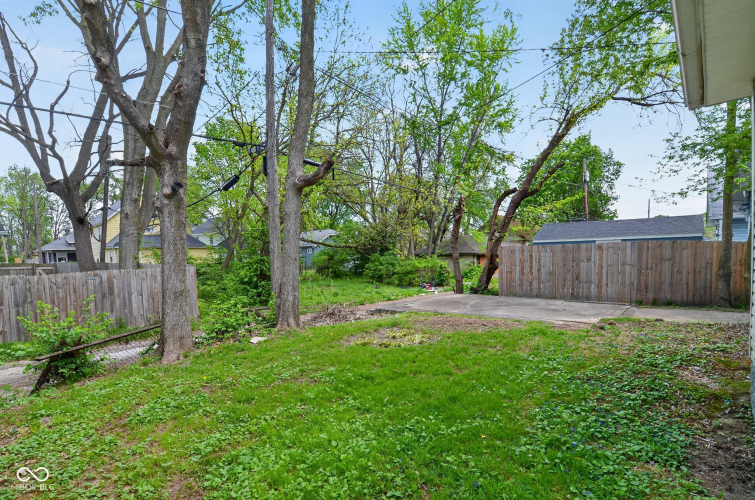 Listing Image 9