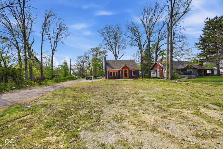 Listing Image 5