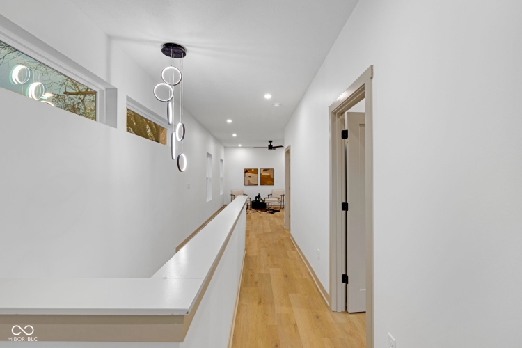 Listing Image 65