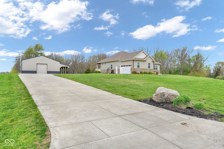 Listing Image 58