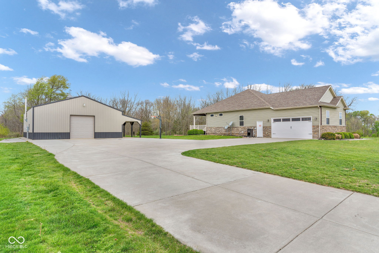 Listing Image 59