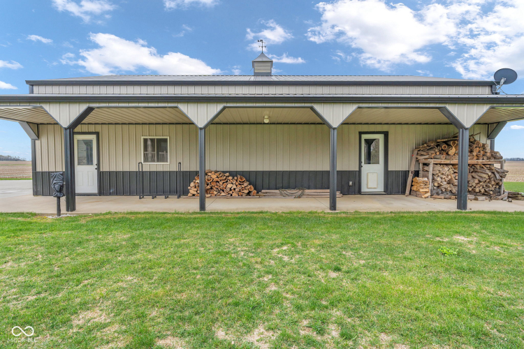 Listing Image 61