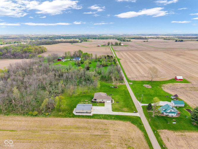 Listing Image 82