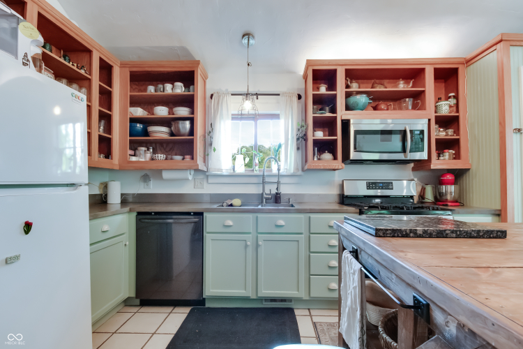 Listing Image 15