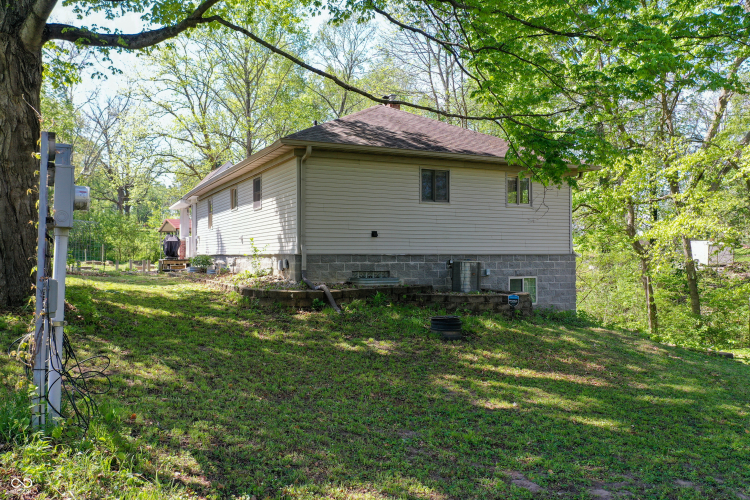 Listing Image 36