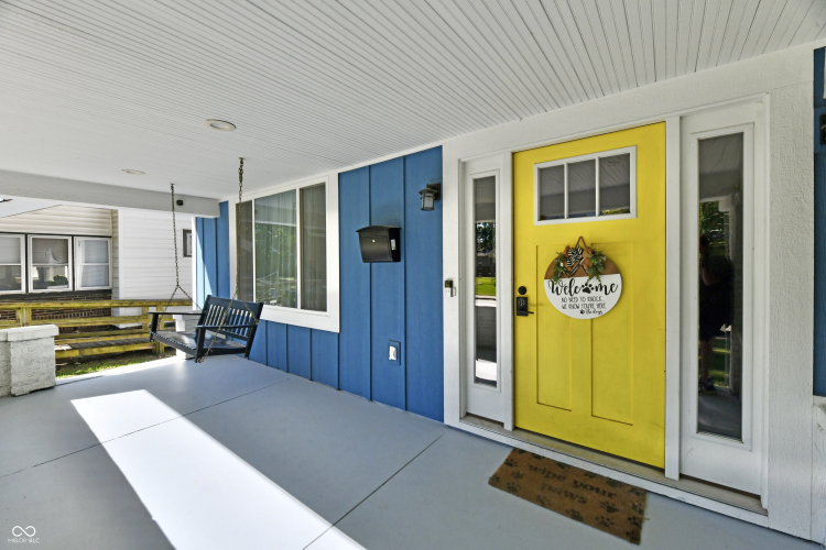 Listing Image 6