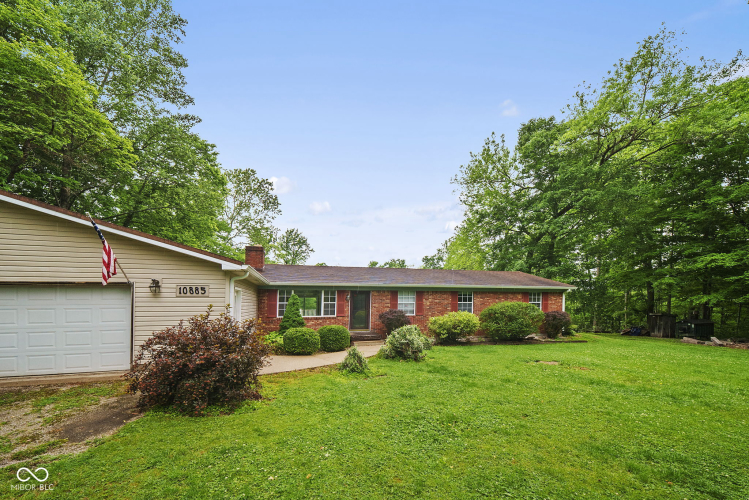 Listing Image 10