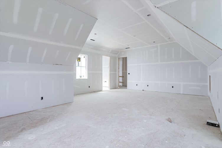 Listing Image 55