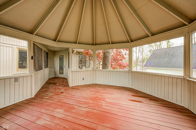 Listing Image 50