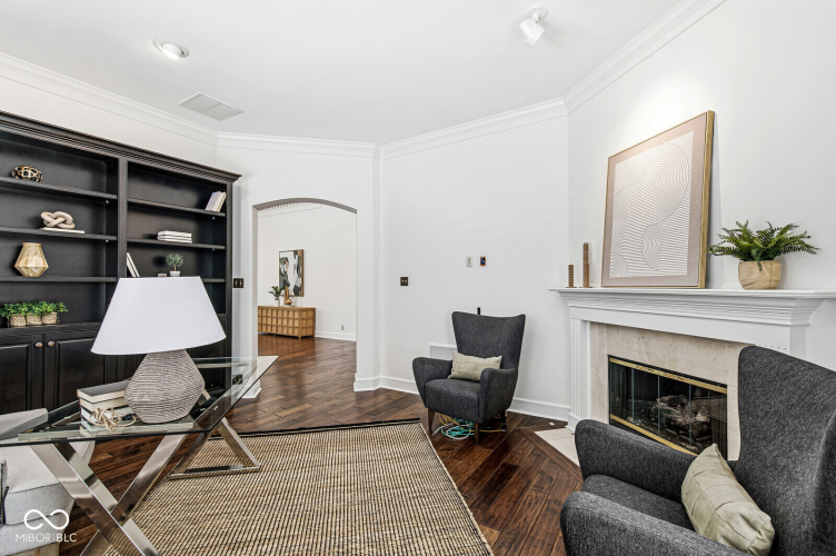 Listing Image 16
