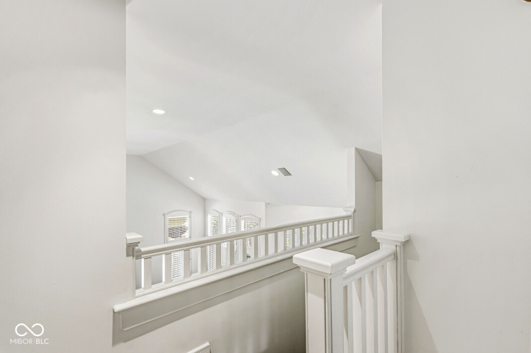 Listing Image 55