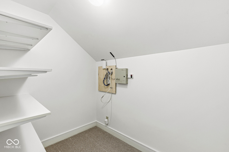 Listing Image 56