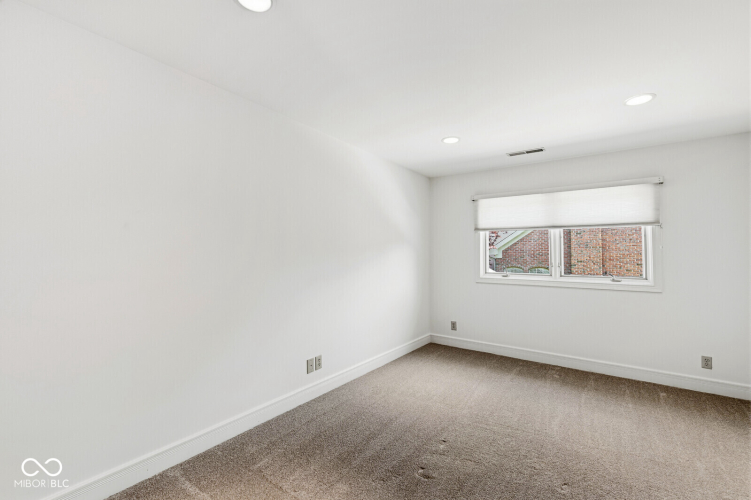 Listing Image 57