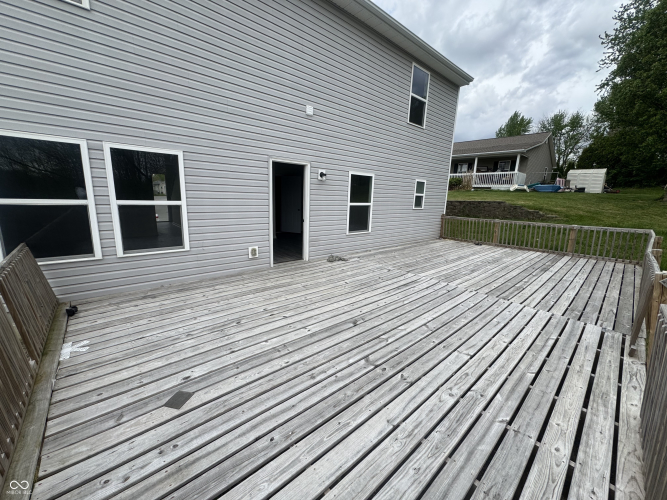 Listing Image 16