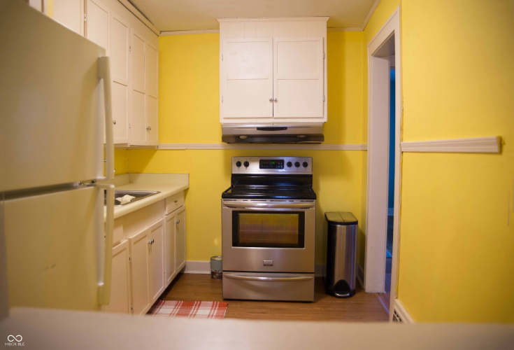 Listing Image 5