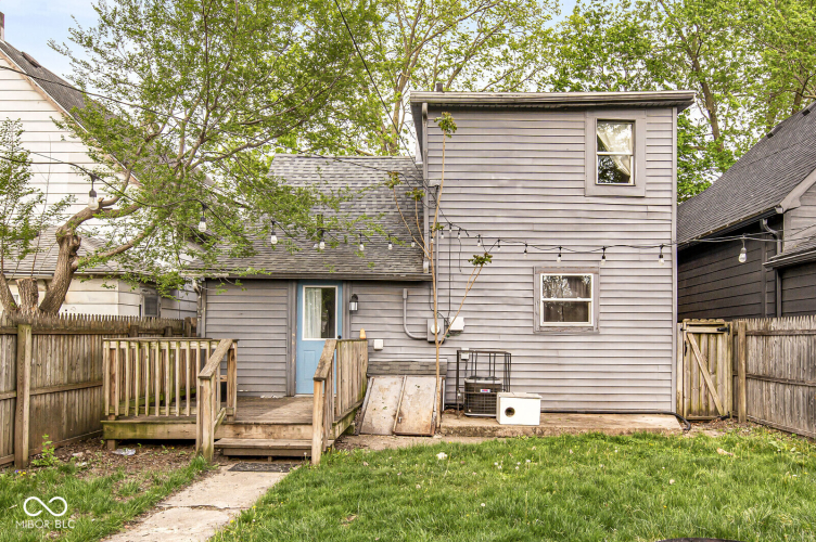Listing Image 11