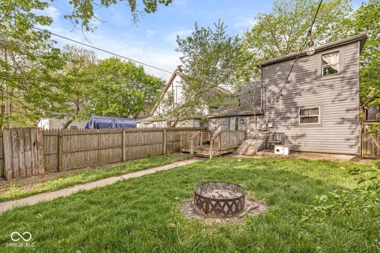 Listing Image 13