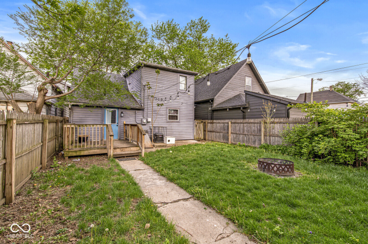 Listing Image 10