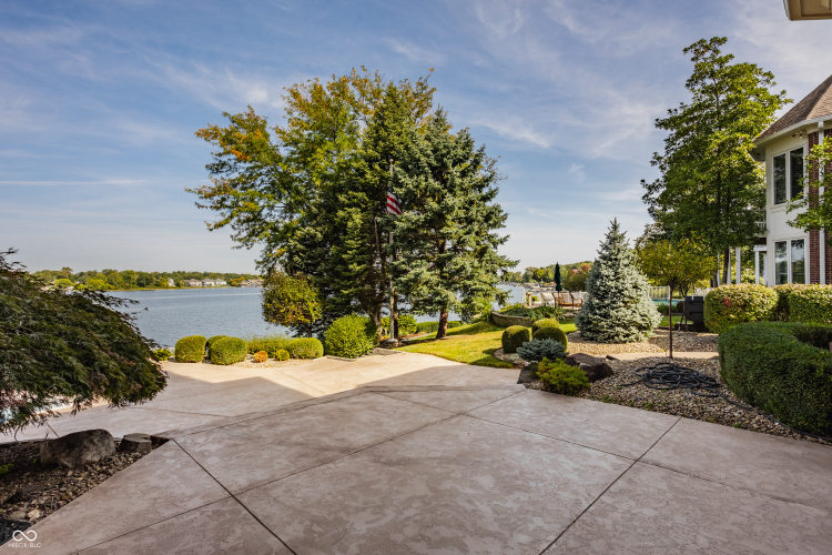 Listing Image 59