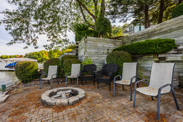 Listing Image 64