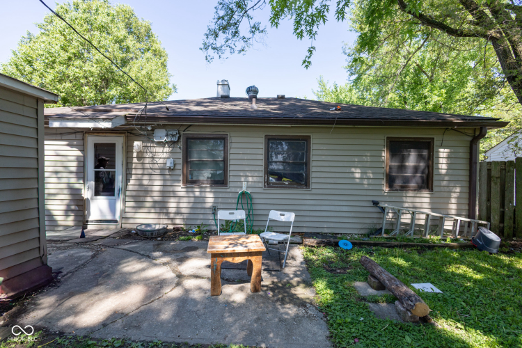 Listing Image 14