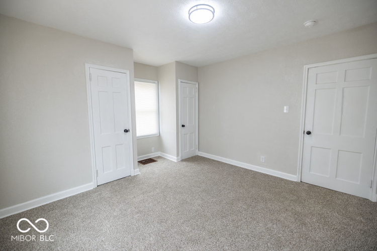 Listing Image 27