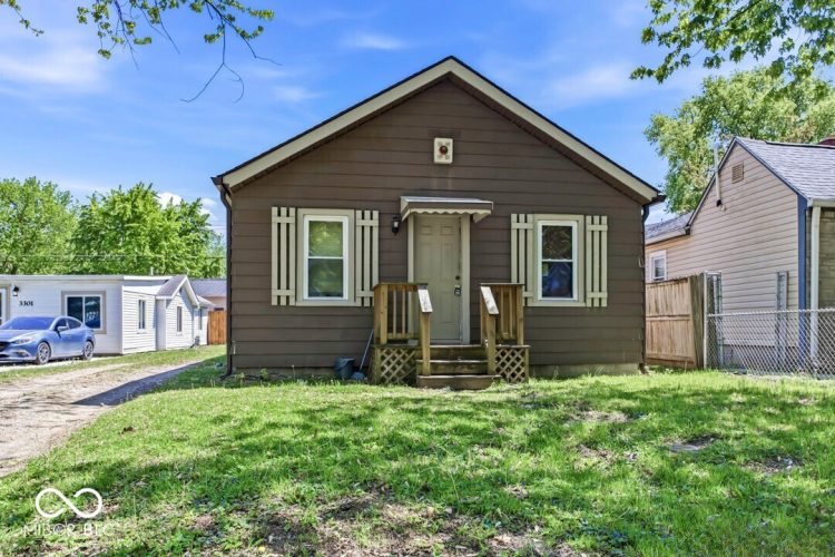 Listing Image 2