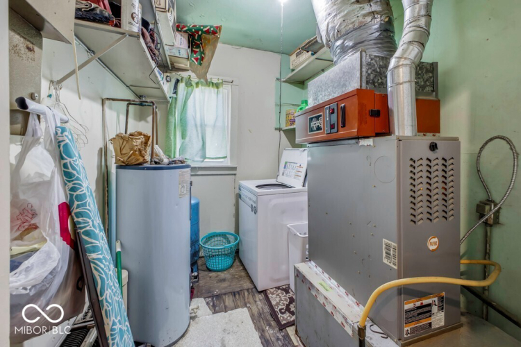 Listing Image 12