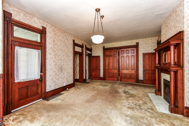 Listing Image 21