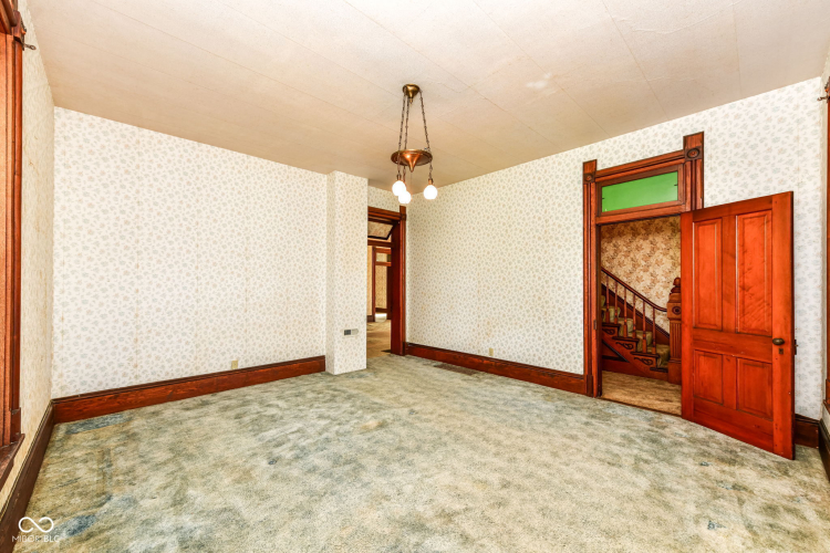 Listing Image 33