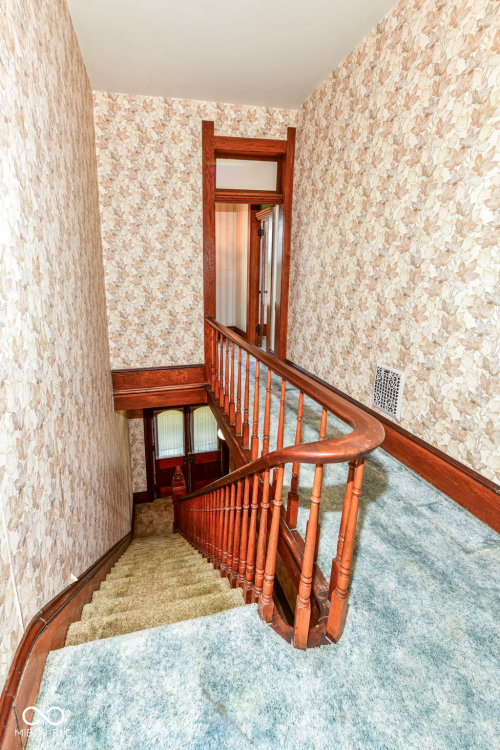 Listing Image 38