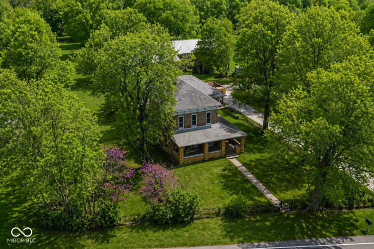 Listing Image 5