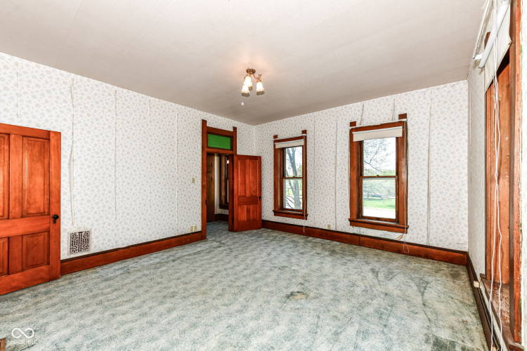 Listing Image 45