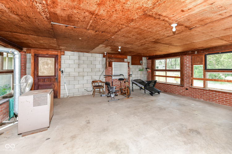 Listing Image 56