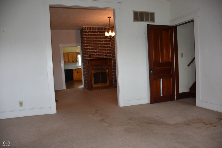Listing Image 28