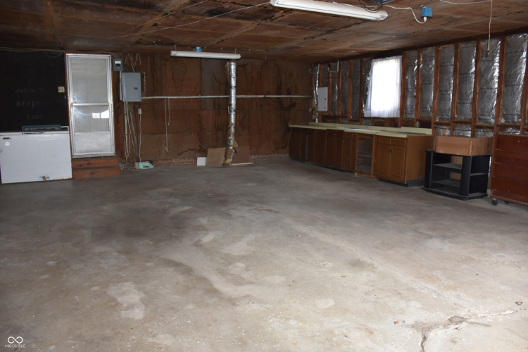 Listing Image 33