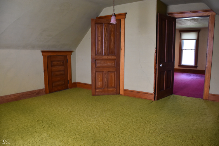 Listing Image 41