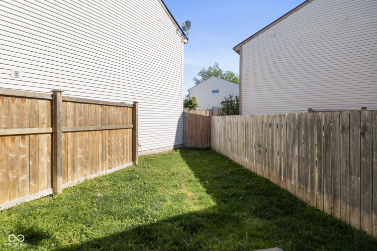 Listing Image 27