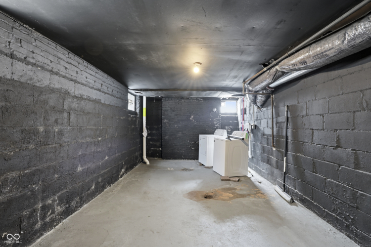 Listing Image 39