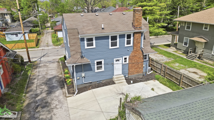 Listing Image 44