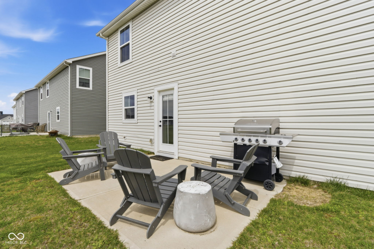 Listing Image 44