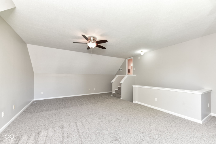 Listing Image 59