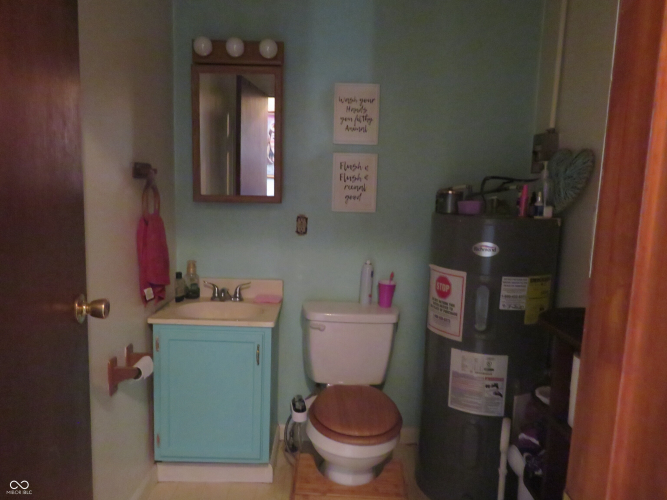 Listing Image 14